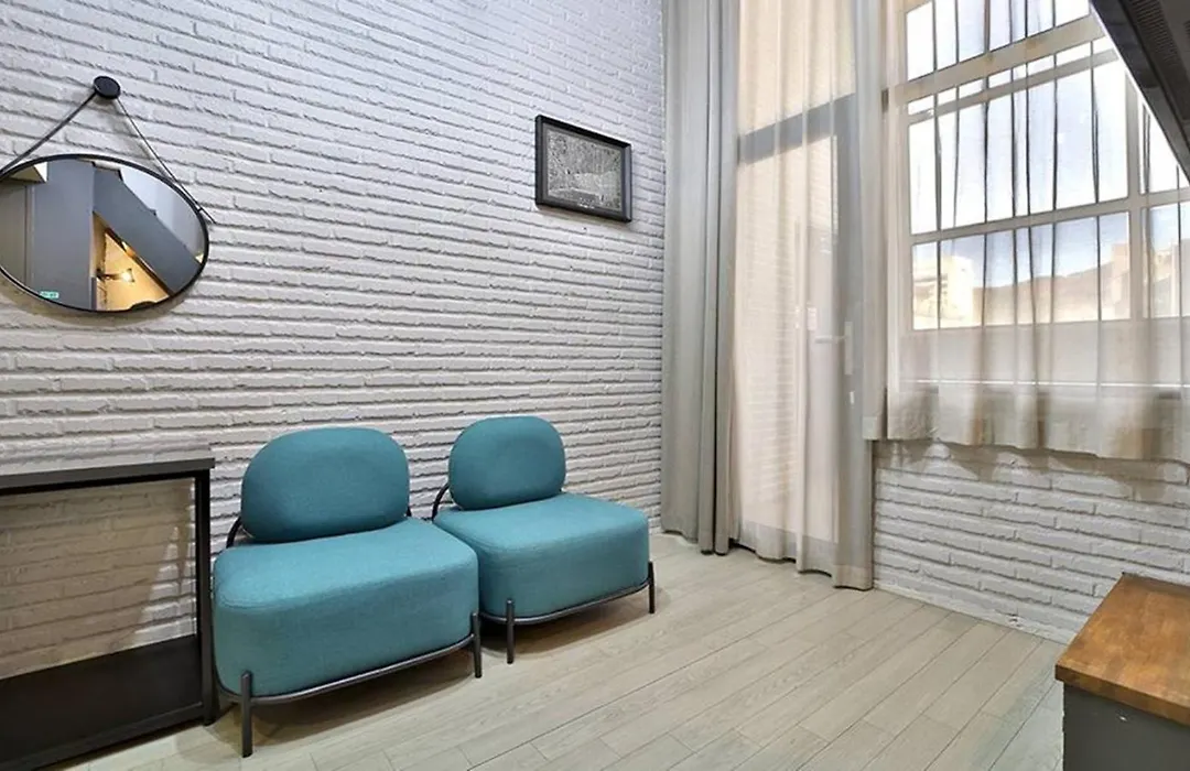Seomyeon Hound Hotel 1St Street-1